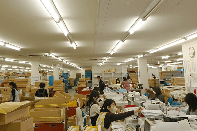 株式会社橘一 社内作業の様子2